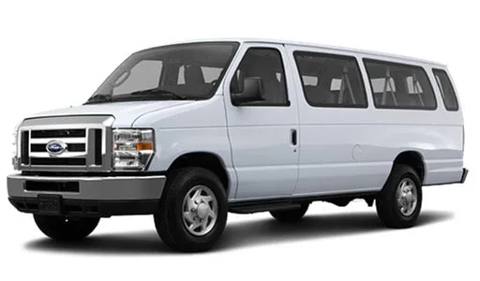 Ford E-Series Van Rental in San Ignacio