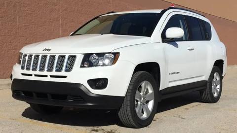 Jeep Compass Rental in San Ignacio (1/2)